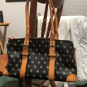 Dooney & Bourke purse